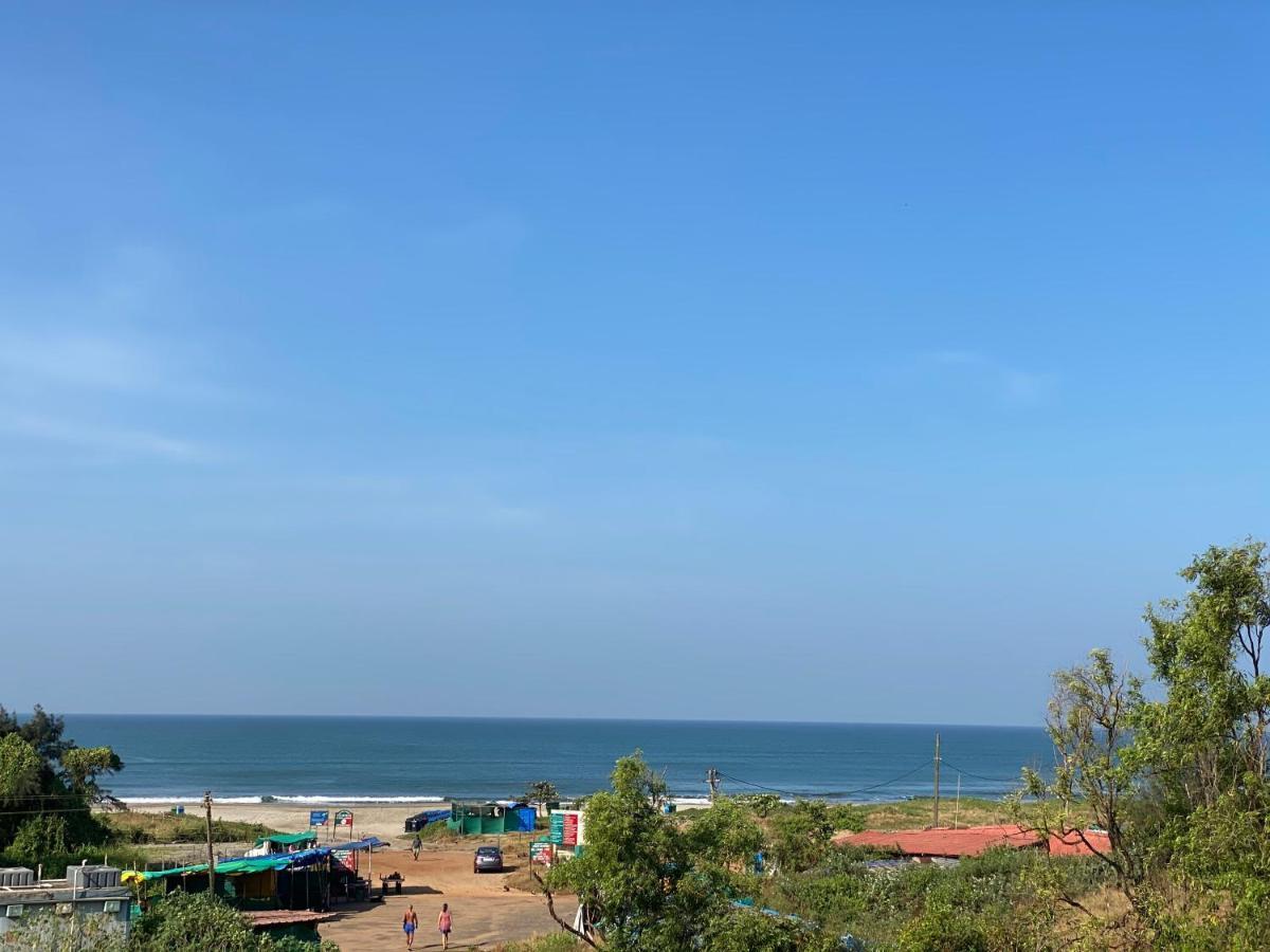 Ziba beach Morjim Exterior foto
